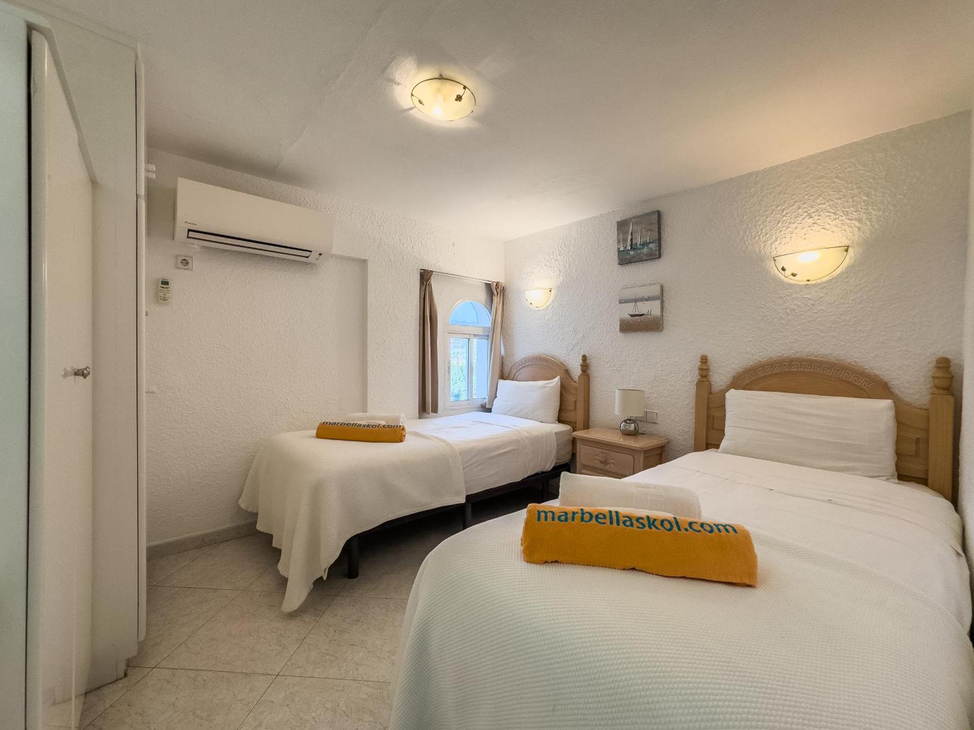 Skol 408A 2 Bedrooms Duplex With Sea Views มาร์เบยา ภายนอก รูปภาพ